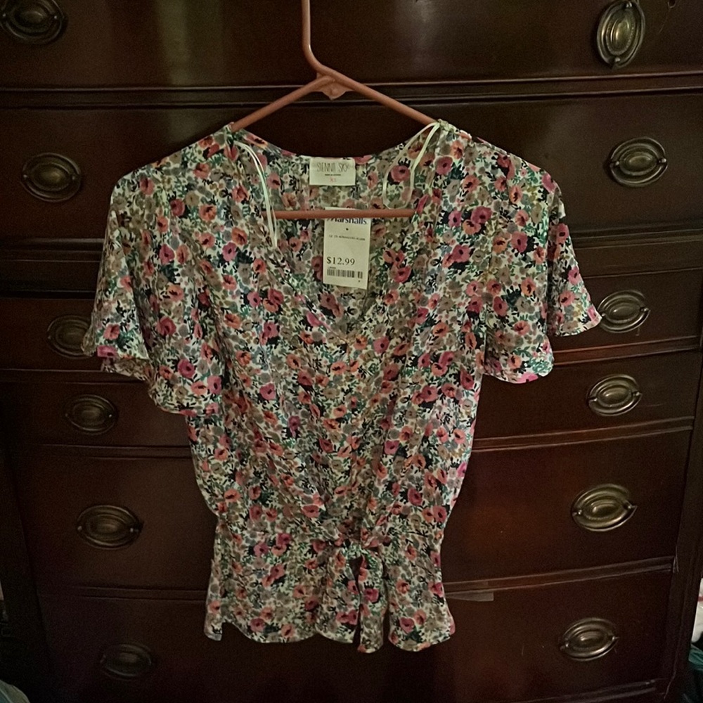 NWT Sienna Sky Top